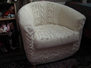 encore-chunky-armchair-2