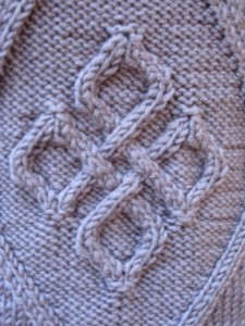 wmsw-ellens-pullover-detail